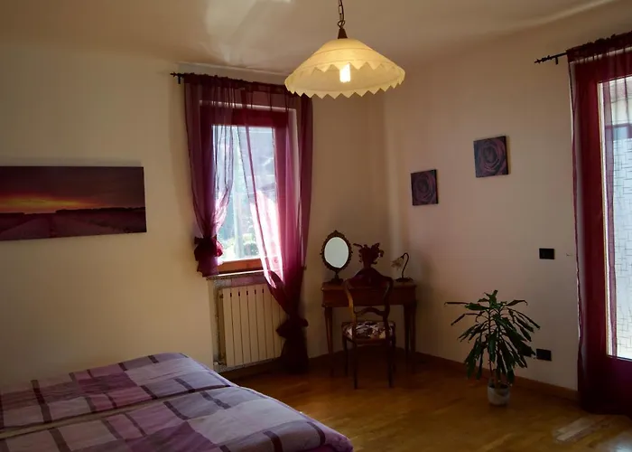 Il E La Collina Дом отдыха *