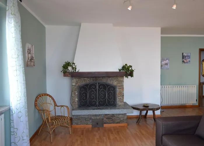 Il E La Collina Стреза