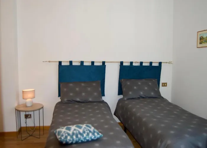 Il E La Collina Стреза