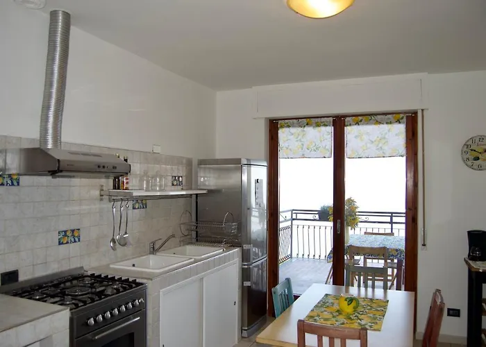 Будинок відпочинку Il E La Collina *